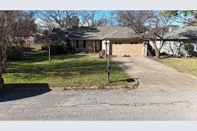 1605 Woodside Lane E, Cleburne, TX 76033 - Photo 1