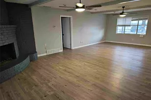 1106 Gifford Dr, Granbury, TX 76048 - Photo 7