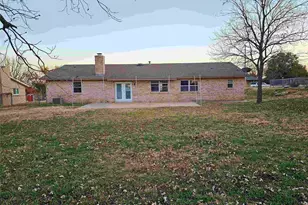 1106 Gifford Dr, Granbury, TX 76048 - Photo 11