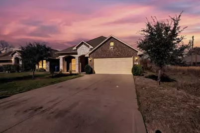 108 Westview Drive, Gun Barrel City, TX 75156 - Photo 1