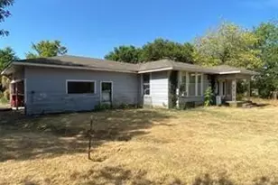401 S Gardner St, Whitewright, TX 75491 - Photo 5
