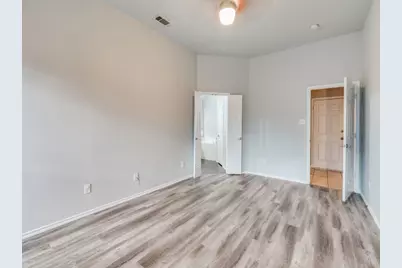 2939 Alyson Way, Grand Prairie, TX 75052 - Photo 13