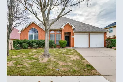 2939 Alyson Way, Grand Prairie, TX 75052 - Photo 1