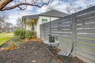 824 Springbrook Dr, Fort Worth, TX 76107 - Photo 29