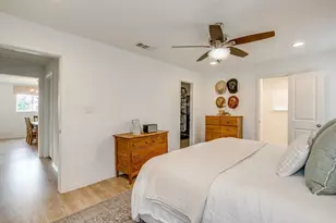 824 Springbrook Dr, Fort Worth, TX 76107 - Photo 21