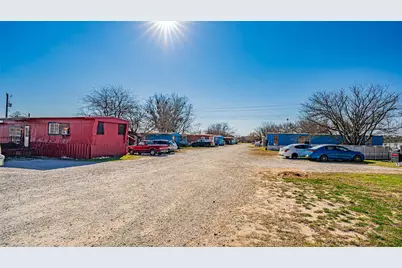 109 Dill Road, Weatherford, TX 76085 - Photo 21