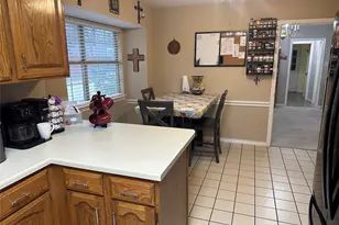 1925 N Collegiate Dr, Paris, TX 75462 - Photo 11