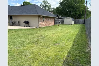 1925 N Collegiate Drive, Paris, TX 75462 - Photo 39