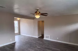 43 W Parnell St, Denison, TX 75020 - Photo 9