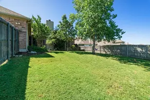 4601 Eden Dr, Garland, TX 75043 - Photo 19