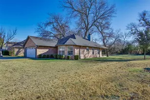 1714 Windsor Dr, Gainesville, TX 76240 - Photo 31