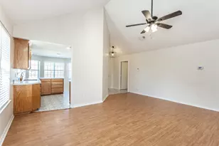 1714 Windsor Dr, Gainesville, TX 76240 - Photo 7