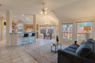 1624 Knoll Ridge Cir, Corinth, TX 76210 - Photo 9