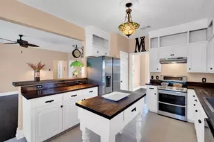 205 Nocona Dr, Waxahachie, TX 75165 - Photo 7