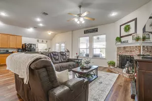 509 Azalea Dr, Glenn Heights, TX 75154 - Photo 11