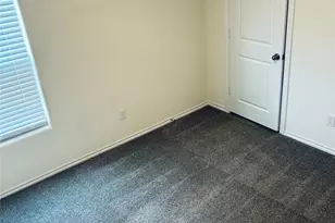 103 E 15th St, Bonham, TX 75418 - Photo 17