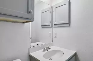 9823 Walnut St, Dallas, TX 75243 - Photo 21