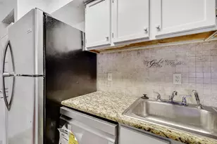 9823 Walnut St, Dallas, TX 75243 - Photo 11