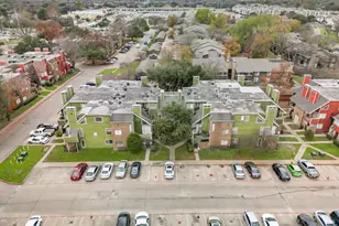 9823 Walnut St, Dallas, TX 75243 - Photo 25