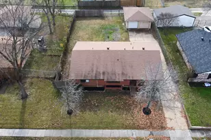 806 E Vista Dr, Garland, TX 75041 - Photo 23