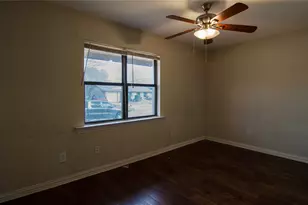 806 E Vista Dr, Garland, TX 75041 - Photo 13