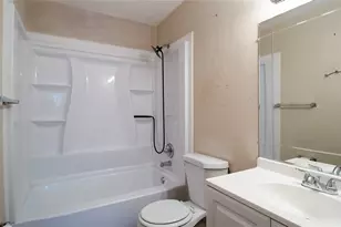 806 E Vista Dr, Garland, TX 75041 - Photo 17