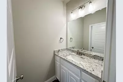 2001 Belle Lagos Lane, Cleburne, TX 76033 - Photo 19