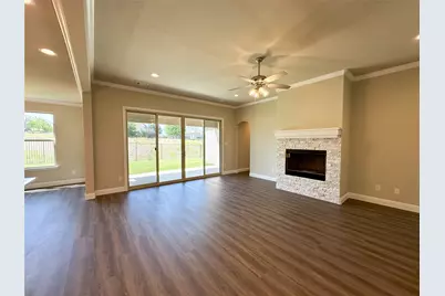 2001 Belle Lagos Lane, Cleburne, TX 76033 - Photo 7