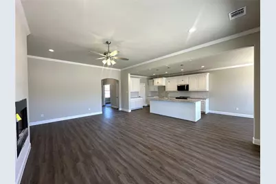 2001 Belle Lagos Lane, Cleburne, TX 76033 - Photo 11