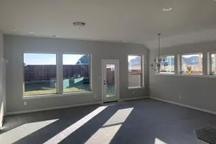 1821 Leo Dr, Van Alstyne, TX 75495 - Photo 5