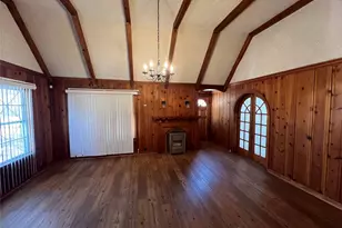 1329 Clarence St, Haltom City, TX 76117 - Photo 9