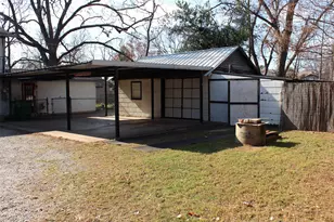 1329 Clarence St, Haltom City, TX 76117 - Photo 25