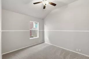 1052 Cottonbelt Dr, Saginaw, TX 76131 - Photo 27