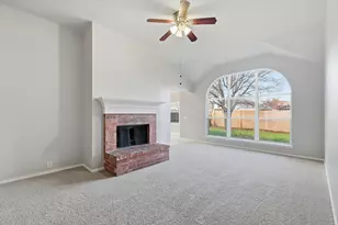 1052 Cottonbelt Dr, Saginaw, TX 76131 - Photo 7