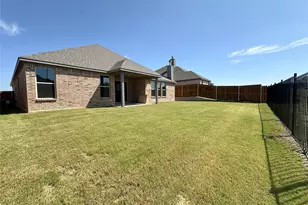 2003 Belle Lagos Ln, Cleburne, TX 76033 - Photo 31