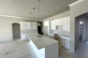 2003 Belle Lagos Ln, Cleburne, TX 76033 - Photo 5