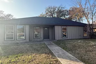 257 Prairie Vista Dr, Dallas, TX 75217 - Photo 1