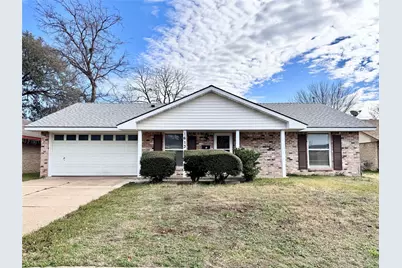 1613 Squire Court, Grand Prairie, TX 75051 - Photo 1