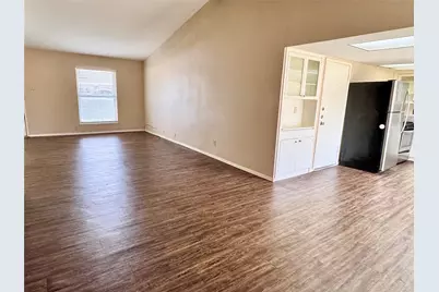 1613 Squire Court, Grand Prairie, TX 75051 - Photo 3