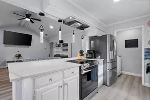 7629 Cedarhill Rd, Watauga, TX 76148 - Photo 13