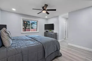 7629 Cedarhill Rd, Watauga, TX 76148 - Photo 21