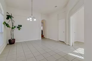 729 Red Elm Ln, Fort Worth, TX 76131 - Photo 9