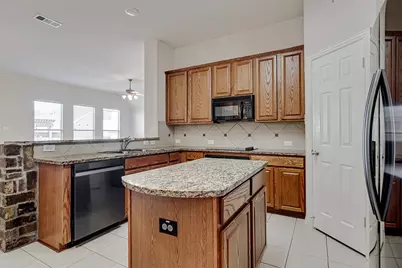 729 Red Elm Lane, Fort Worth, TX 76131 - Photo 11