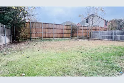 818 Green Pond Drive, Garland, TX 75040 - Photo 39