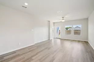 3607 Bonham Dr, Farmersville, TX 75442 - Photo 9