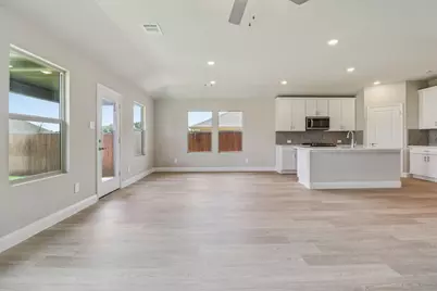 2226 Rannoch Street, Sherman, TX 75092 - Photo 7