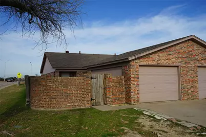 10266 Maverick Drive, Fort Worth, TX 76108 - Photo 15