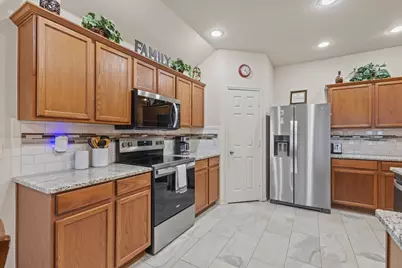 1014 Tabasco Trail, Arlington, TX 76002 - Photo 5