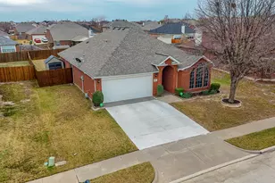 1014 Tabasco Trail, Arlington, TX 76002 - Photo 3