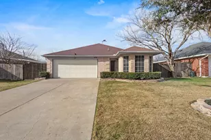 6318 Brookbriar Ct, Arlington, TX 76018 - Photo 1